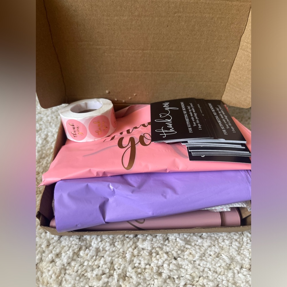 Seller shipping bundle 🛍️📦 - Picture 4 of 9